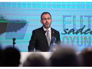 Bakan Kasapoğlu: "UEFA’nın soruşturma kararı yok hükmündedir"
