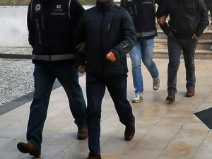 İzmir merkezli FETÖ operasyonu: 88 gözaltı kararı