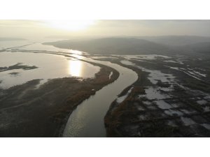 Terkos Gölü’nde kayıp 2 kişi aranıyor