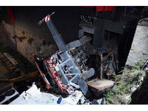 Bodrum’daki vinç kazası güvenlik kameralarına böyle yansıdı