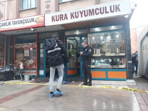 İzmir’de soyguncu dehşeti: 2 yaralı