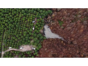 Şile’de ormandaki lastikleri kaldırma çalışmaları havadan görüntülendi