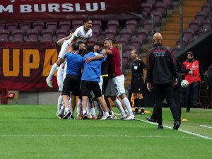 Galatasaray evinde ilk kez Alanyaspor’a yenildi