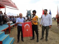 Ağrı'da Mahalli At Yarışları ve At Şenliği renkli görüntülere sahne oldu