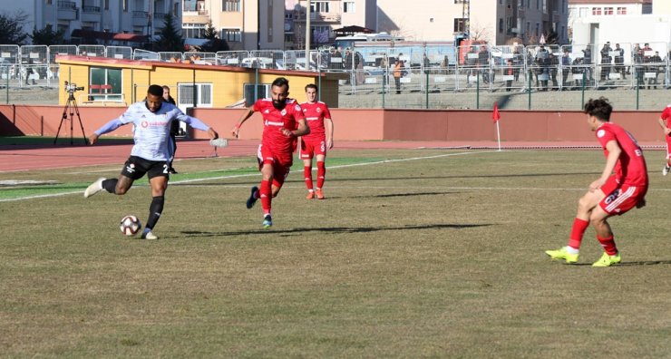 Ziraat Türkiye Kupası: 24 Erzincanspor: 2 - Beşiktaş: 0