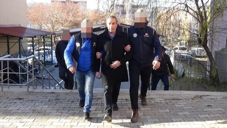 HDP’li Varto ve Bulanık belediye başkanları tutuklandı