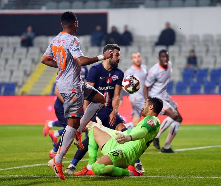 Ziraat Türkiye Kupası: Medipol Başakşehir: 2 - Hekimoğlu Trabzon FK: 0 (Maç sonucu)