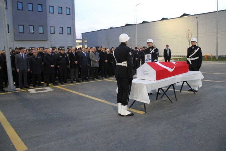 Hayatını kaybeden polis için İstanbul Havalimanı’nda cenaze töreni düzenlendi