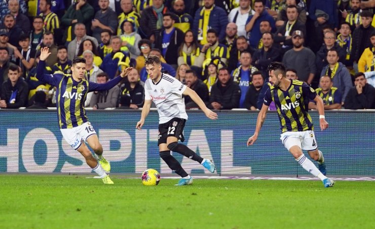 Süper Lig: Fenerbahçe: 3 - Beşiktaş: 1 (Maç sonucu)