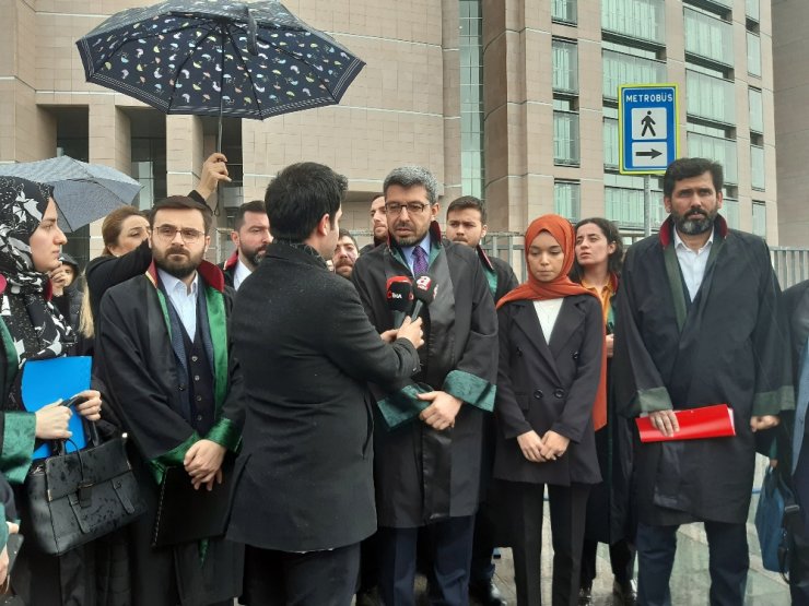 Karaköy’de başörtülü kızlara saldıran sanık hakim karşısında