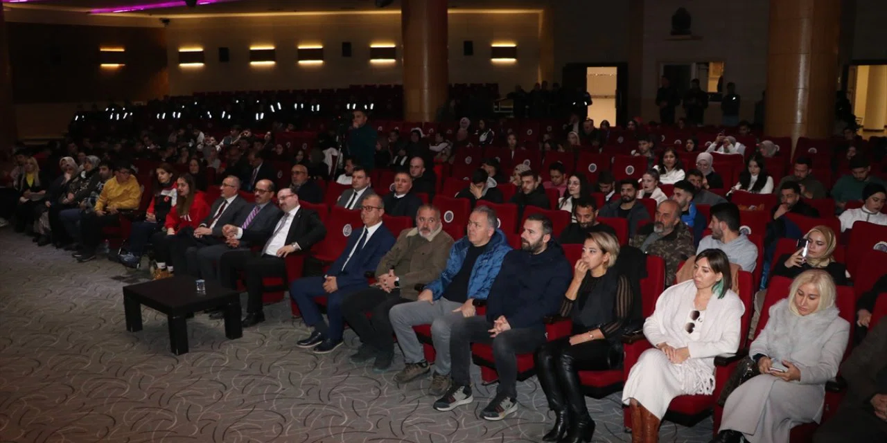 Erzurum'da engelli bireyler için kuruluşlara düşen görevler konuşuldu