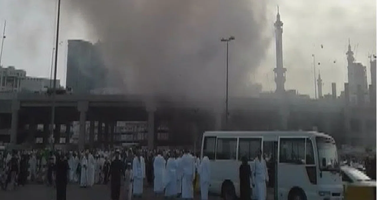 Mekke'de yangın çıktı