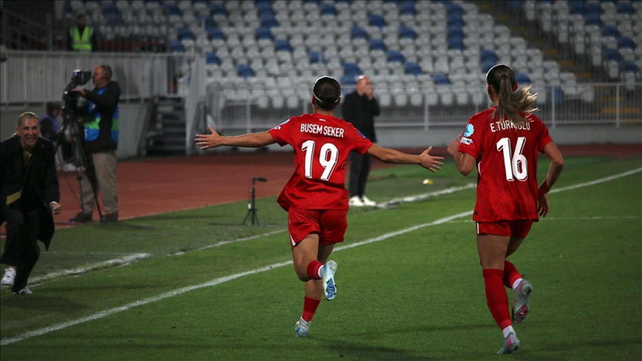 A Milli Kadın Futbol Takımı'ndan Kosova'ya Karşı Kritik Maç