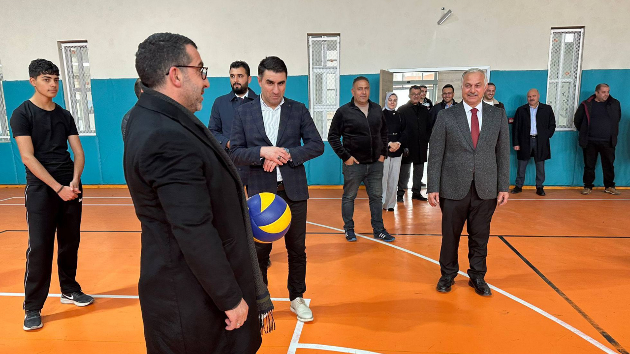 Adem Çalkın’dan Kağızman Gençlik Merkezi’ne Ziyaret