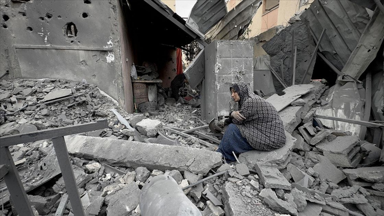 Ateşkesi bozan İsrail sivilleri hedef alıyor