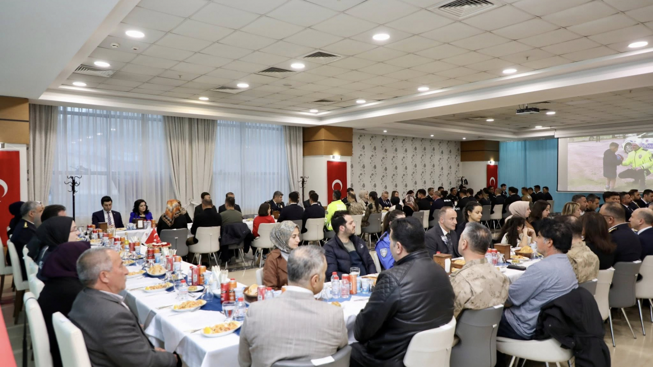 Bakan Yardımcısı Sağlam ve Vali Karakaya, Bitlis'te güvenlik değerlendirmesi yaptı