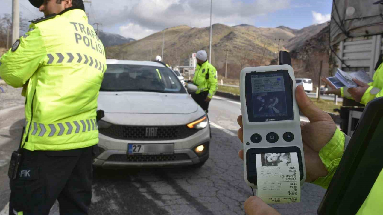 Bitlis'te Alkol Denetiminde Yeni Kameralı Cihaz Dönemi Başladı, Şeffaflık Artıyor!