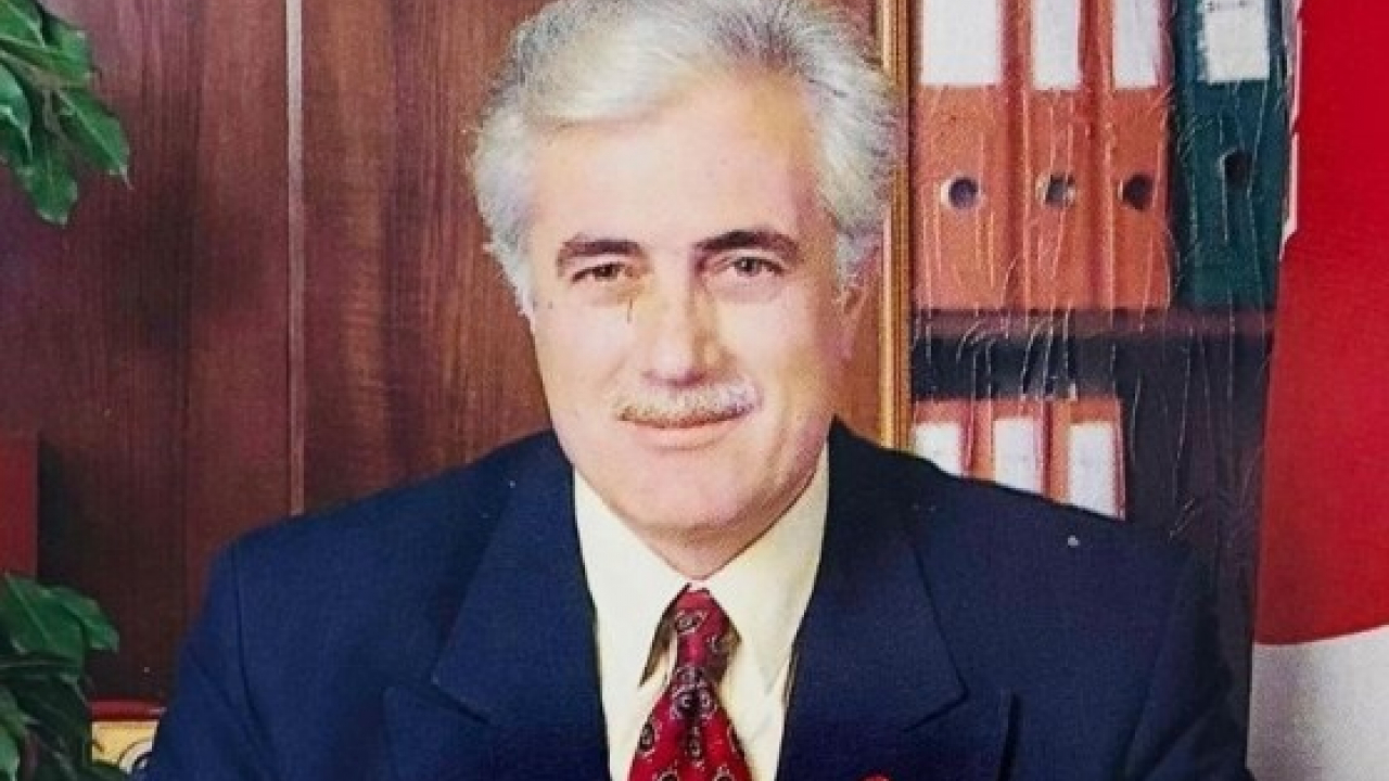 Burhan Abiş kimdir, nerelidir?