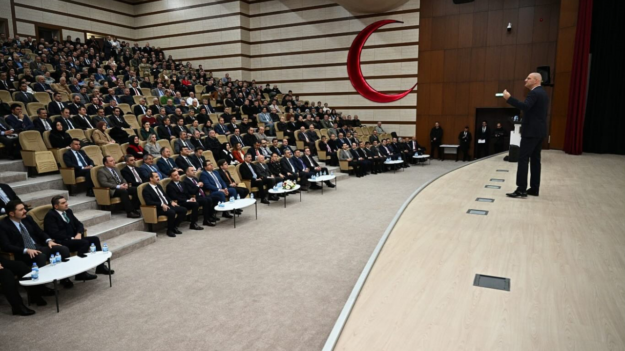 Erzurum’da protokol kuralları eğitimi