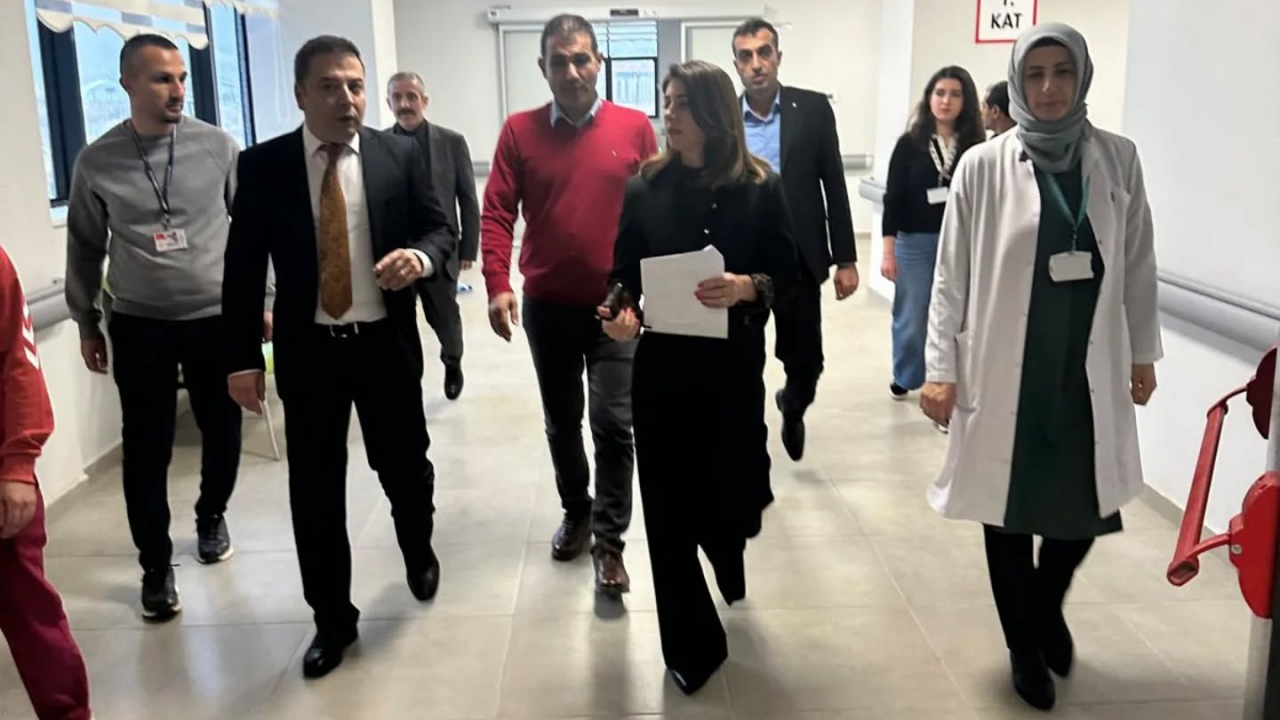 Gevaş Devlet Hastanesi “Anne Dostu Hastane” Ünvanı Aldı