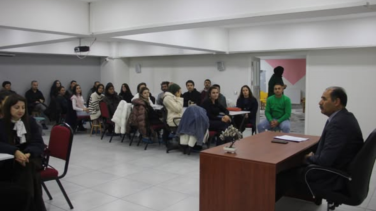 Iğdır’da İngilizce Öğretmenleri Eğitim İş Birliği Toplantısında Buluştu