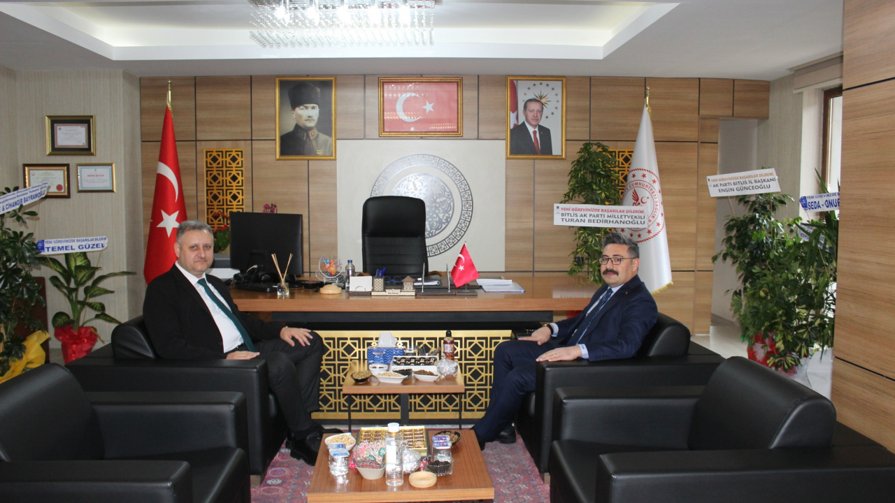 Kaymakam Özçelik’ten İl Sağlık Müdürü Ergene’ye Hayırlı Olsun Ziyareti