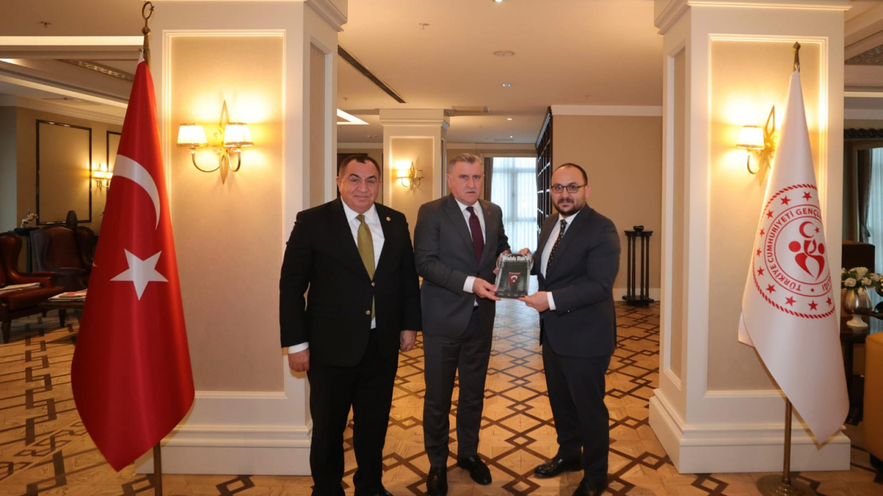 Rektör Alican’dan Bakan Osman Aşkın Bak’a Ziyaret