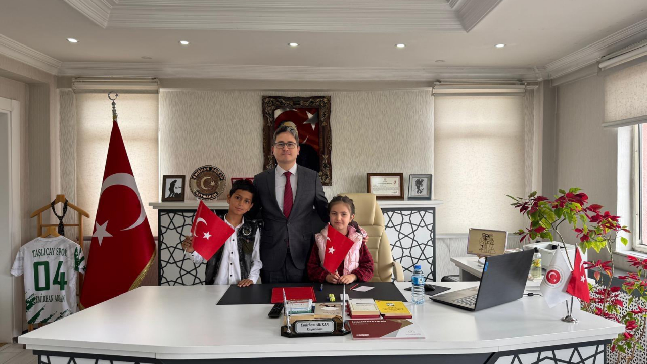 Taşlıçay'da kaymakamlık görevini çocuklar üstlendi