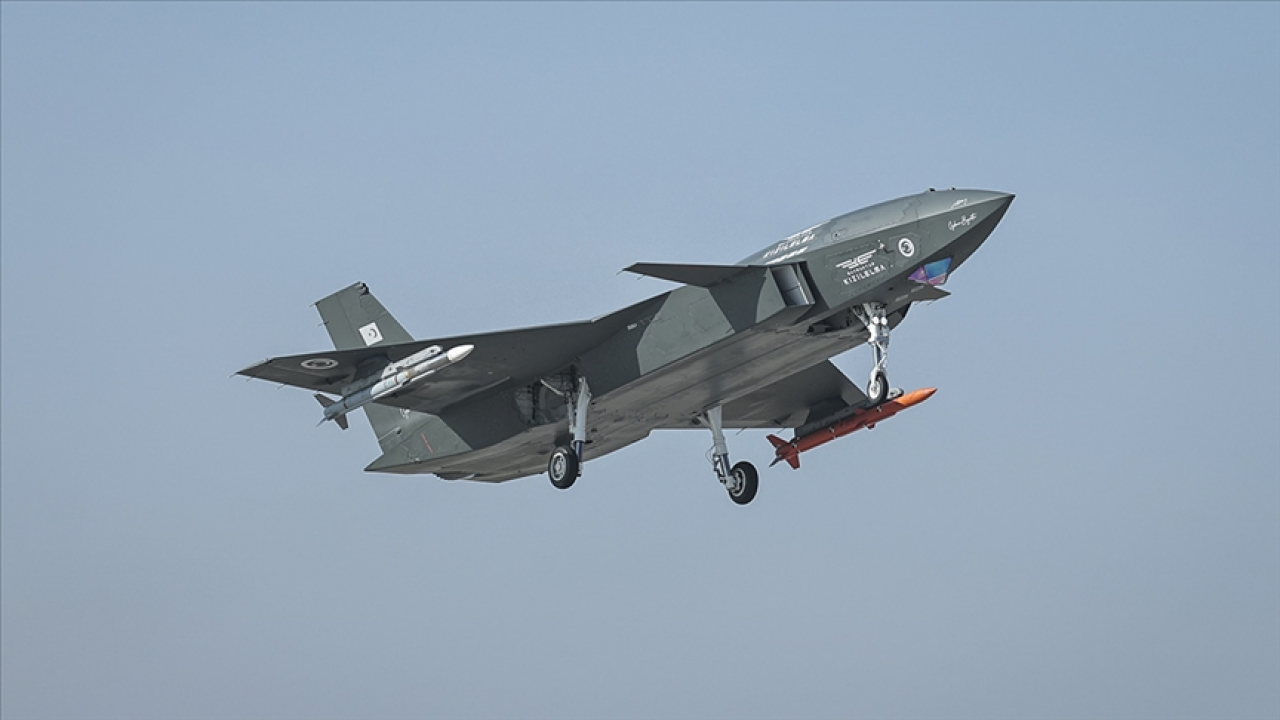 Türkiye’nin insansız savaş uçağı projesi nereye gidiyor?