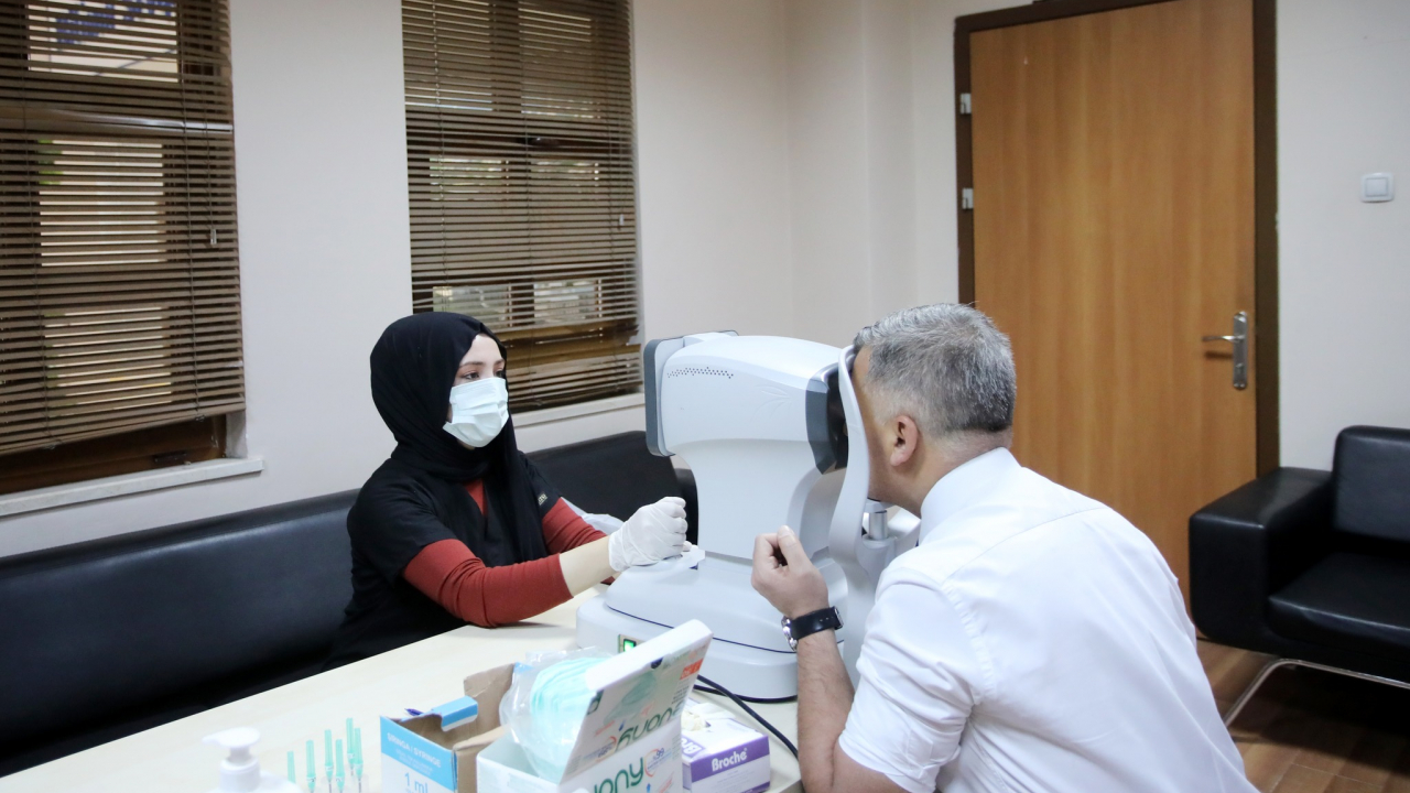 Üniversitede personel sağlık taramaları başladı