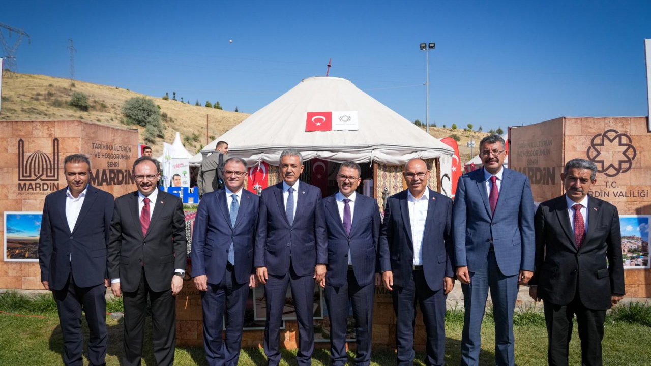 Valiler 1071 Sultan Alparslan Otağı’nı Ziyaret Etti