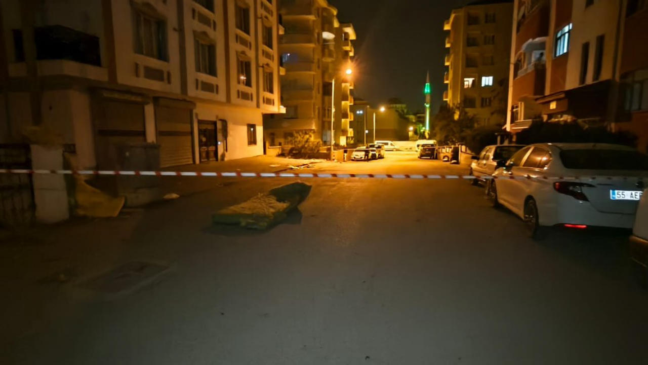 Van’da Şiddetli Rüzgar İtfaiye Ekipleri Gece Boyu Görevde