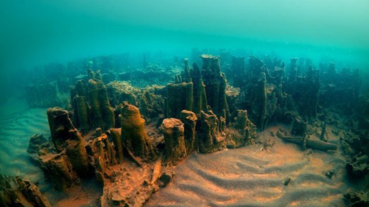 Van Gölü’nde Su Altı Peri Bacaları Bulundu