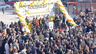 Şehrin yeni yaşam merkezi Ağrı Kent Meydanı halkla buluştu