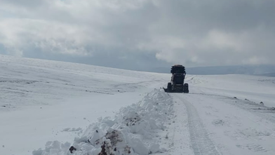 Iğdır’da Yılın İlk Kar Mücadelesi Başladı: Kapanan Köy Yolları Yeniden Ulaşıma Açıldı