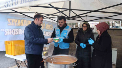 Oltu'da Kış Günlerinde Ücretsiz Çorba Dağıtımına Başlandı