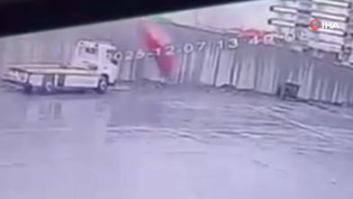 Tatvan'da köprüden düşen otomobilde 2 yaralı: 'ölüm kavşağı' tartışmaları yeniden alevlendi