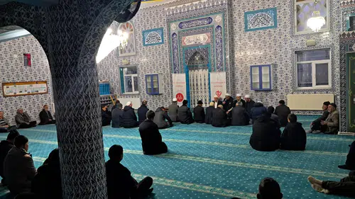 Oltu'da Geleneksel Sabah Namazı Buluşması: Birlik ve Manevi Değerler Vurgulandı