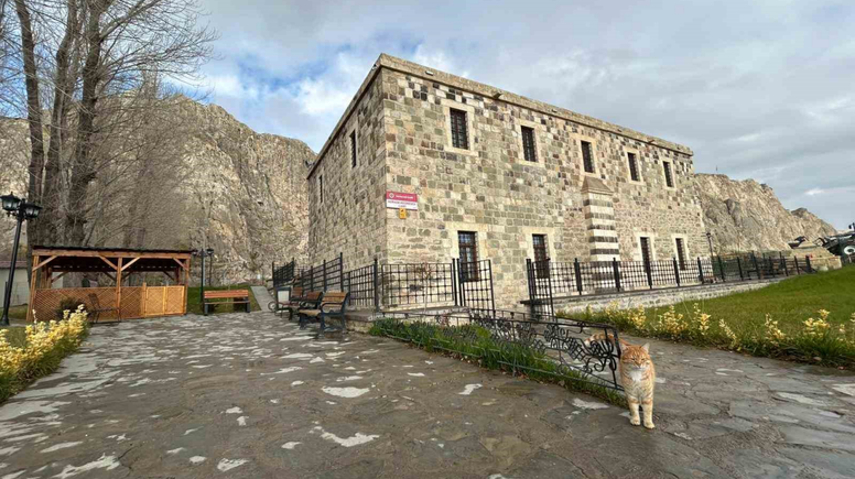 Horhor Medresesi Camii, restorasyonla ibadete ve turizme yeniden kazandırıldı