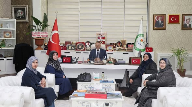 Zehra Ana Derneği’nden Rektör Gürel’e Nezaket Ziyareti