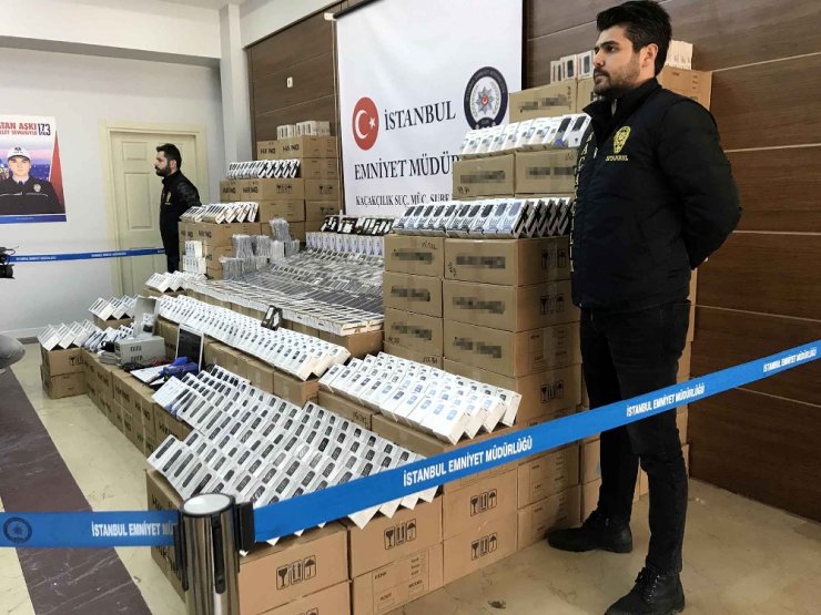 İstanbul’da 47 bine yakın gümrük kaçağı cep telefonu ele geçirildi
