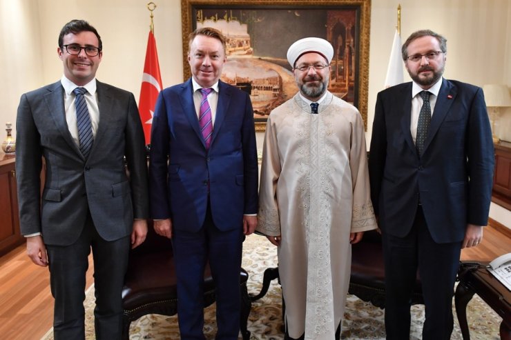 Diyanet İşleri Başkanı Erbaş, Avustralya Ankara Büyükelçisi Brown’u kabul etti 