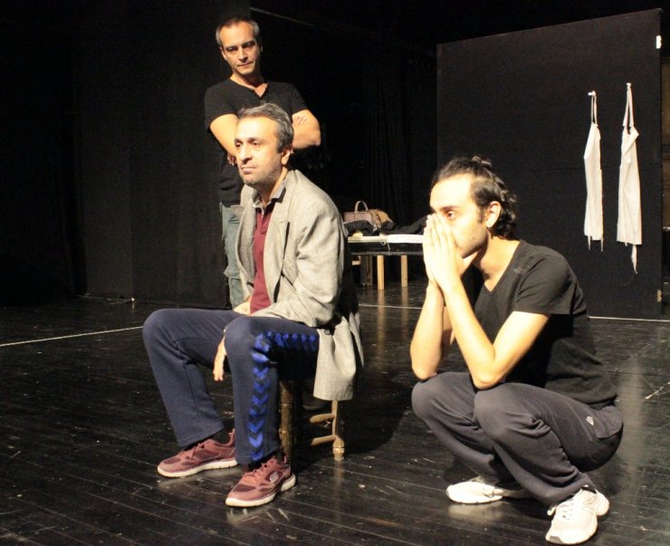 Tel Aviv’de yazılan oyun Ankara’da sahneleyecek