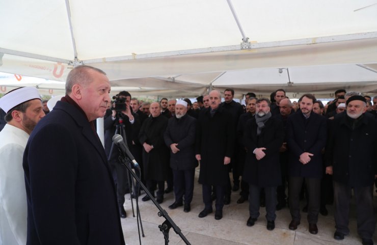 Cumhurbaşkanı Erdoğan, AK Parti Genel Başkan Yardımcısı Usta’nın babasının cenazesine katıldı