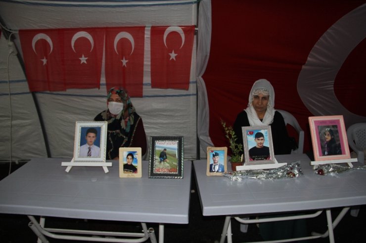 HDP önündeki ailelerin evlat nöbeti 212’nci gününde