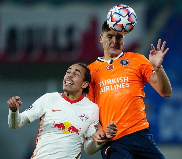Başakşehir, Şampiyonlar Ligi’ndeki ilk maçında Leipzig’e 2-0 yenildi