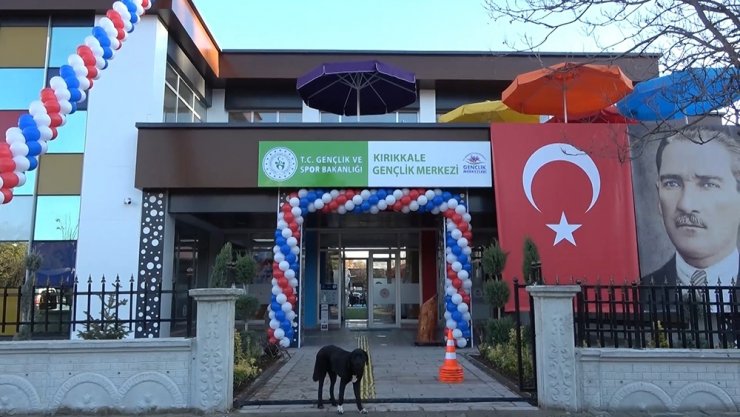 Bakan Kasapoğlu, Kırıkkale’de Gençlik Merkezi açılışına katıldı