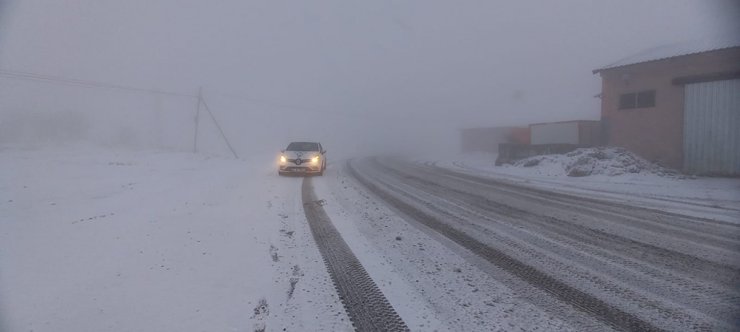 Tunceli’de kar, 56 köy yolunu ulaşıma kapattı