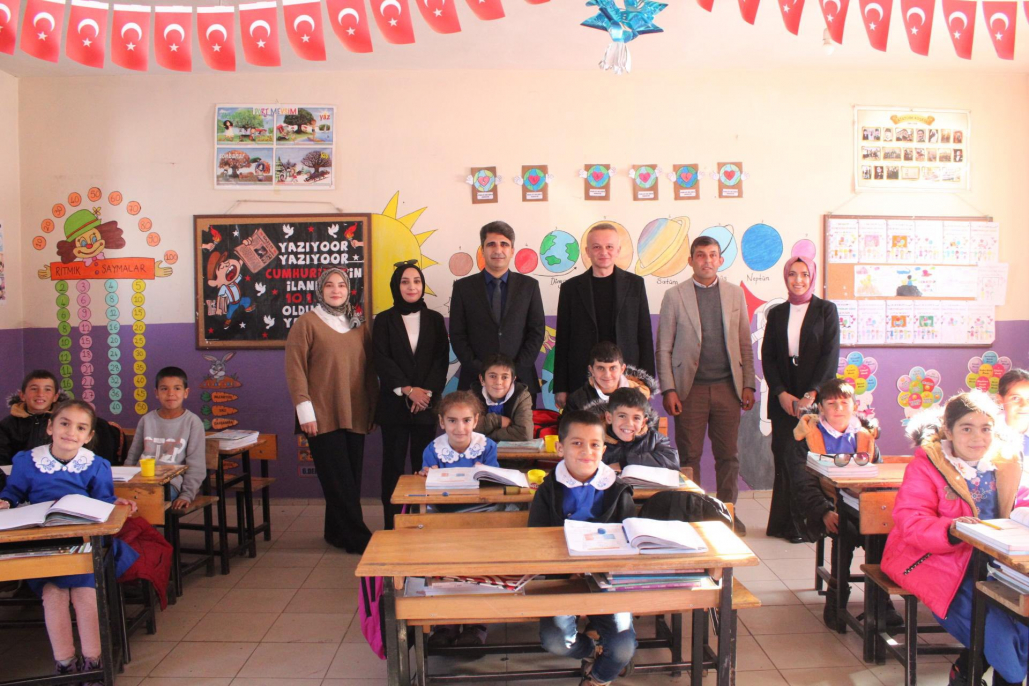 Kaymakam Minuz’dan Hamur mezralarına saha ziyareti 4