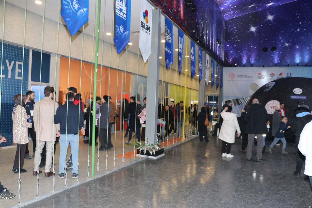 Erzurum’da kış bilim festivali coşkuyla başladı 2